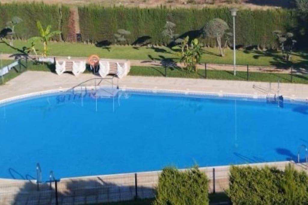 Villa Casa En Ruta De La Plata Con Piscina Comunitaria Guillena Esterno foto