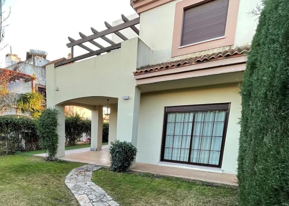 Villa Casa En Ruta De La Plata Con Piscina Comunitaria Guillena Esterno foto